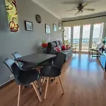 Cristianos Ocean View 2 Bedrooms 아파트 *